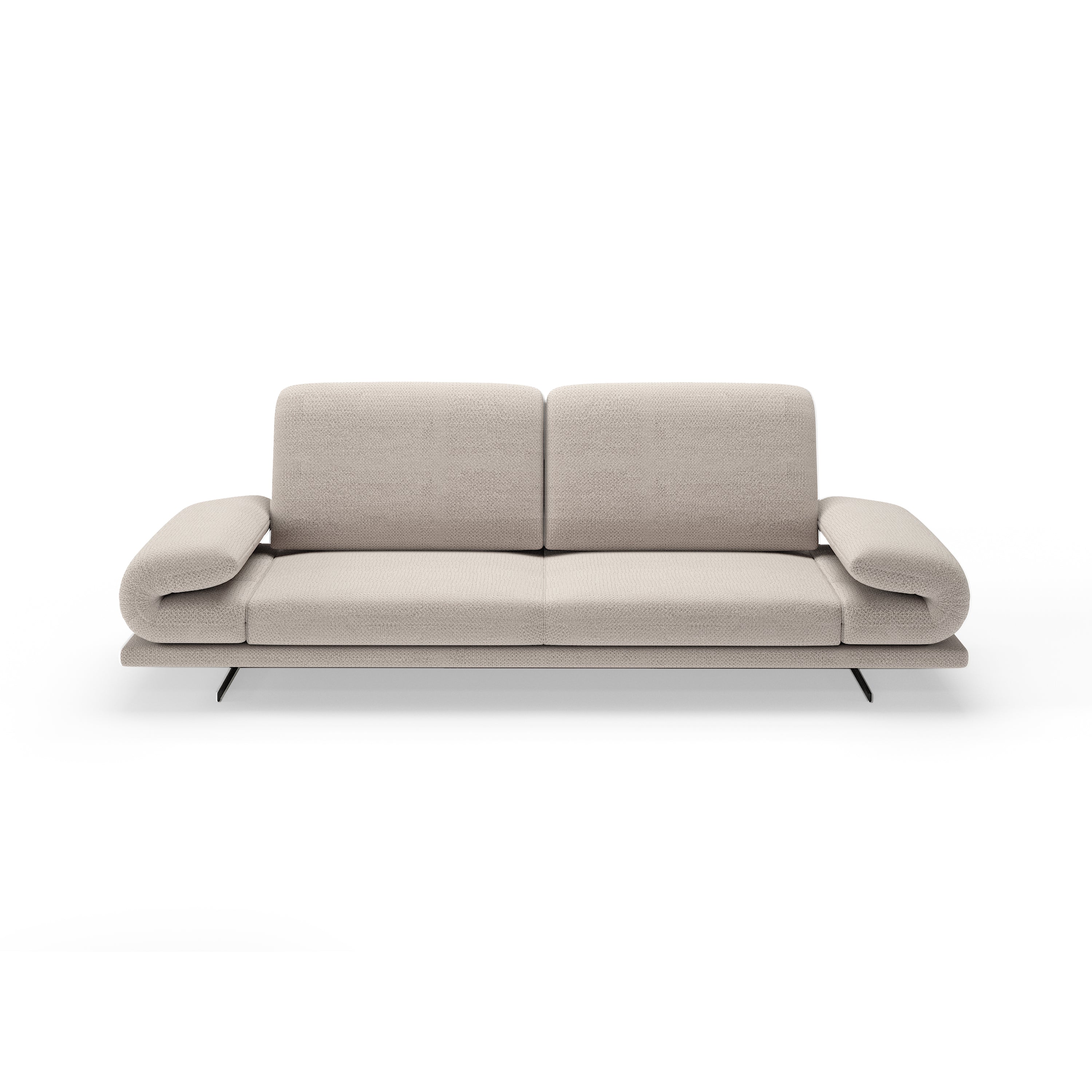 Modernes beiges Sofa mit breiten Armlehnen und schlanken Metallfüßen auf neutralem Hintergrund.